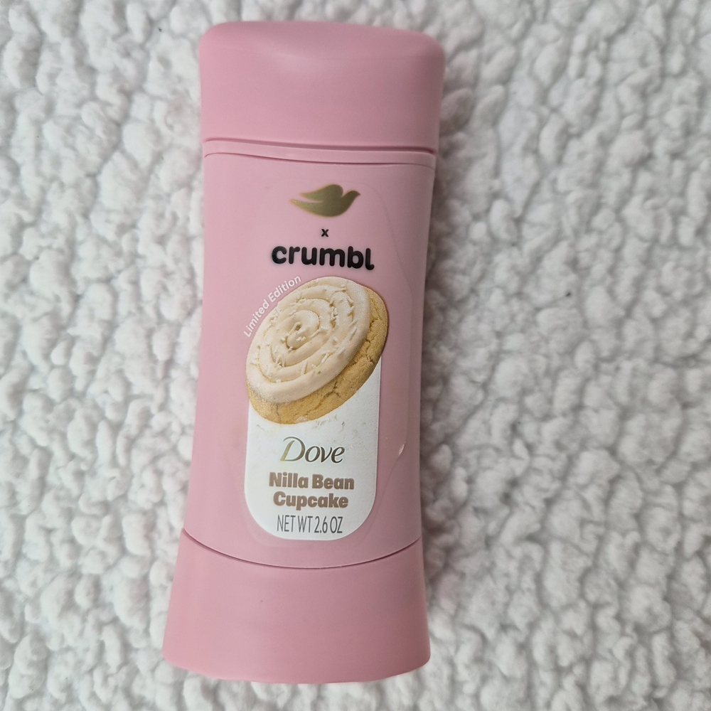 Dove X Crumbl Limited Edition Nilla Bean Cupcak Deodorant